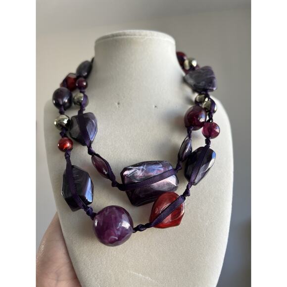 VTG Acrylic Purple Beaded Gunmetal Purple Ribbon Statement Necklace 38” - Picture 3 of 5